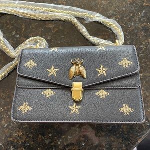BRAND NEW adjustable BEE PURSE